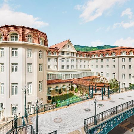 Takarazuka Hotel Экстерьер фото