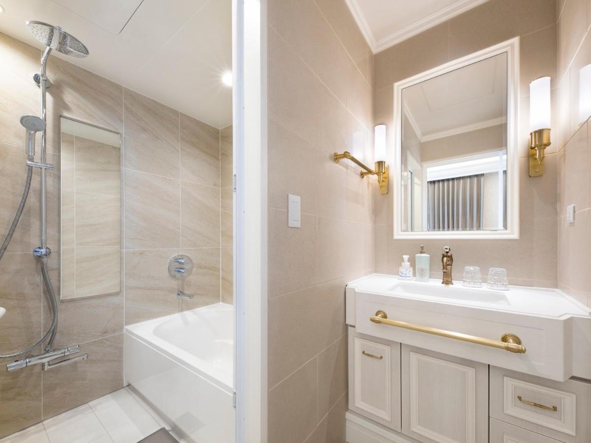 Takarazuka Hotel Экстерьер фото