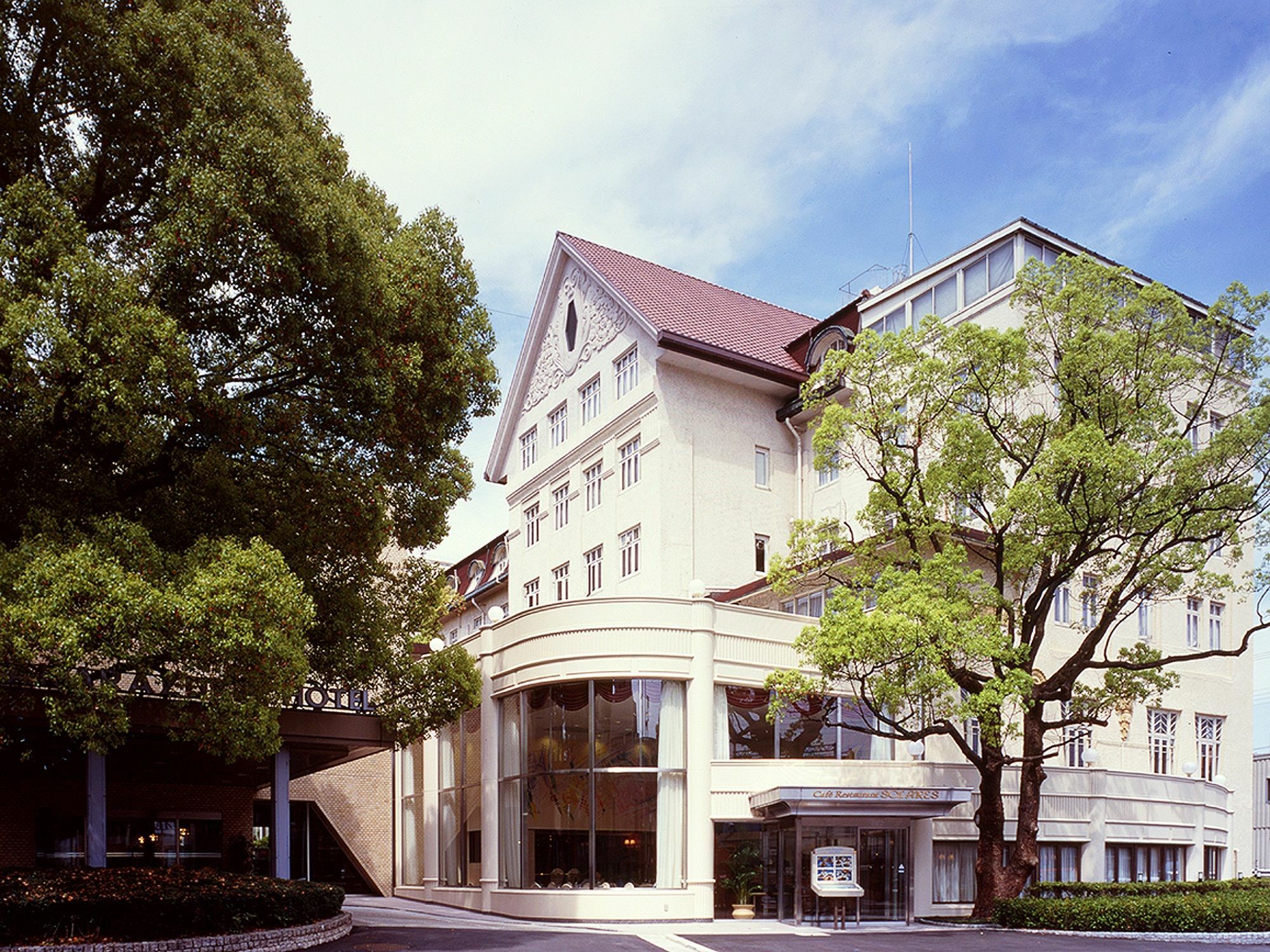 Takarazuka Hotel Экстерьер фото